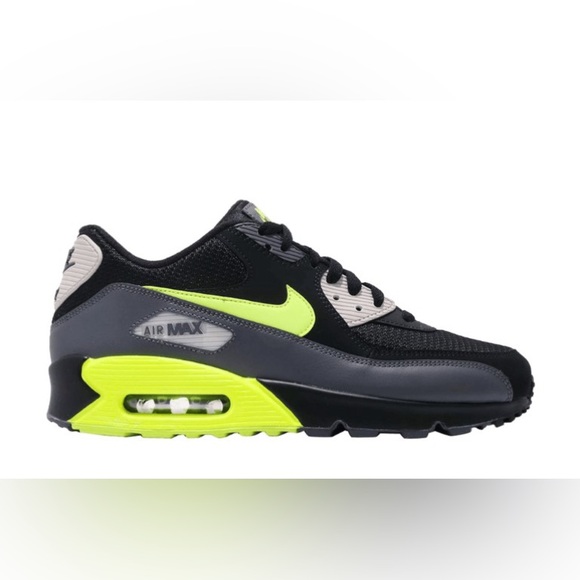 Air Max 90 Essential ‘Volt’Signature Footwear - Picture 2 of 6